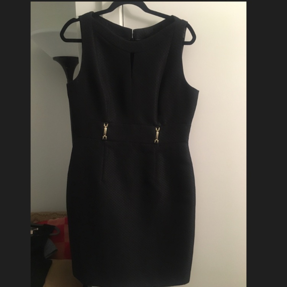 T Tahari size 10 dress - super flattering!!